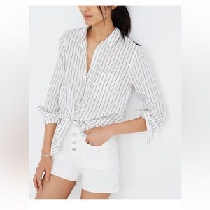 Madewell High-Rise Denim Boyshorts in Tile White: Button-Through
Edition